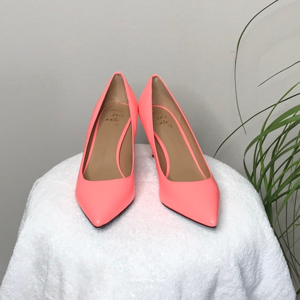 Banana Republic Neon Coral Pumps